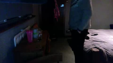 Snapshot of bad_dad43 chatting on 01.02.25 Bad dad43 online show from 01.02.25