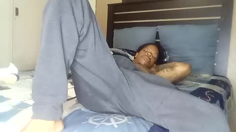 Snapshot of bad_dawgg chatting on 02.26.25 rastafaria online show from 02.26.25