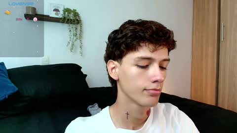 Snapshot of badboy_one chatting on 11.20.25 jhojan online show from 11.20.25