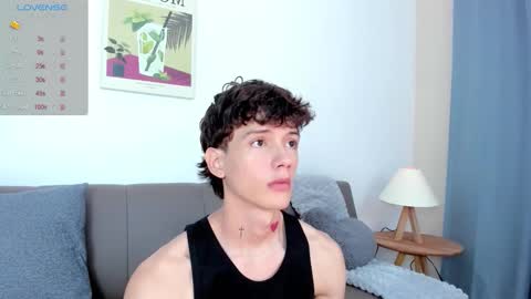 Snapshot of badboy_one chatting on 11.23.25 jhojan online show from 11.23.25