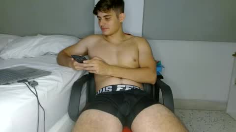 badbunny_69_ online show from 02.04.25