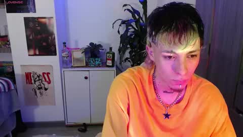 Dan  Lila  online show from 09.29.25