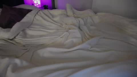 Jade online show from 05.05.26