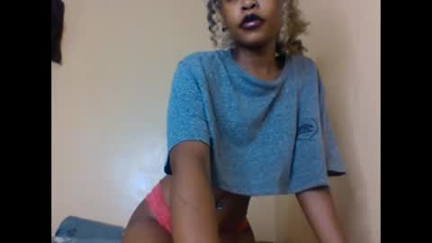 Lily. online show from 10.20.25