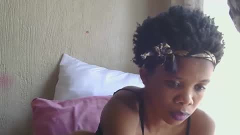 Snapshot of badkittylilyx chatting on 09.20.25 Lily online show from 09.20.25