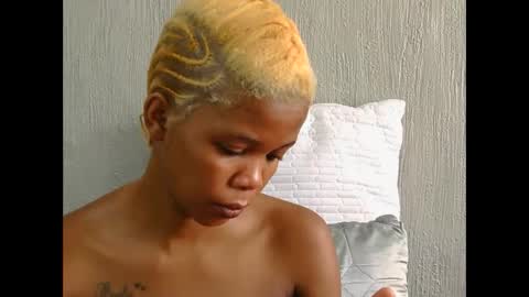 Snapshot of badkittylilyx chatting on 11.14.25 Lily online show from 11.14.25