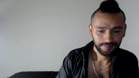 Snapshot of badsanx chatting on 02.28.25 badsanx online show from 02.28.25