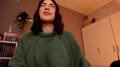 Snapshot of baeblossom chatting on 12.01.25 Blossom online show from 12.01.25