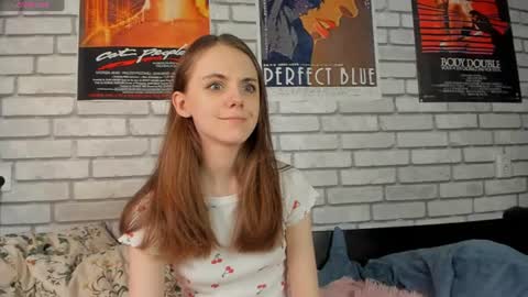 Molly  links in bio online show from 06.11.26
