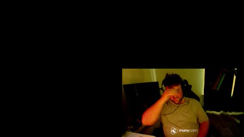 Snapshot of baftez chatting on 12.15.25 Baffels online show from 12.15.25