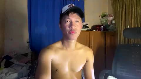 baggage00 online show from 04.24.26
