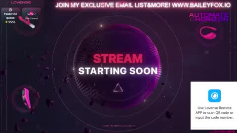 Snapshot of bailey_mf_fox chatting on 12.28.24 Bailey Fox online show from 12.28.24