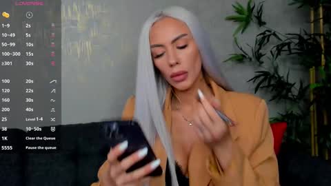 Snapshot of bailey_rush chatting on 03.11.25 bailey_rush online show from 03.11.25