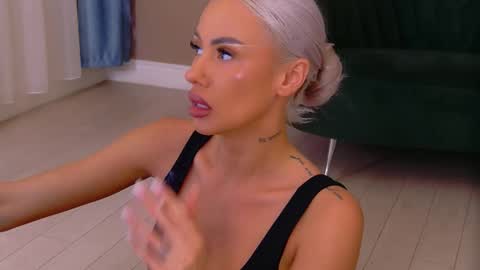 Snapshot of bailey_rush chatting on 02.16.26 bailey_rush online show from 02.16.26