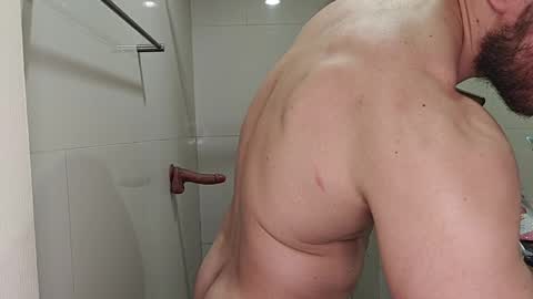 Snapshot of baldyboyy chatting on 11.13.25 baldyboyy online show from 11.13.25