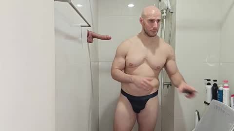 Snapshot of baldyboyy chatting on 11.25.25 baldyboyy online show from 11.25.25