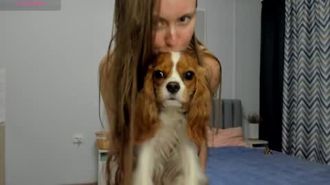 Snapshot of bam_bi chatting on 12.05.24 Kira online show from 12.05.24