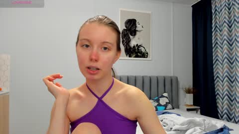 Snapshot of bam_bi chatting on 12.22.24 Kira online show from 12.22.24