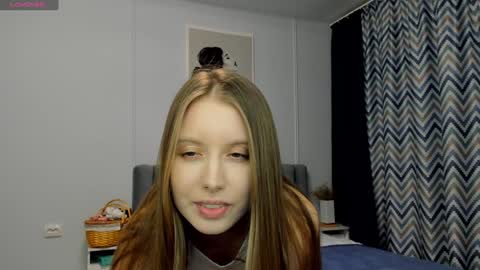 Snapshot of bam_bi chatting on 01.08.25 Kira online show from 01.08.25