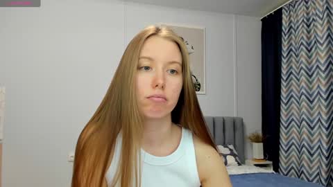 Snapshot of bam_bi chatting on 01.15.25 Kira online show from 01.15.25