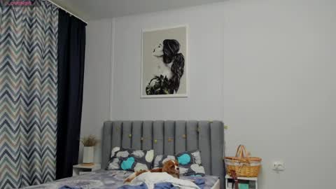 Snapshot of bam_bi chatting on 02.11.25 Kira online show from 02.11.25