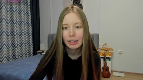 Snapshot of bam_bi chatting on 03.02.25 Kira online show from 03.02.25