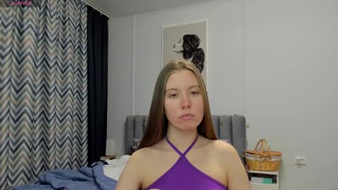 Snapshot of bam_bi chatting on 03.05.25 Kira online show from 03.05.25