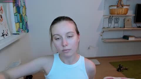 Snapshot of bam_bi chatting on 10.14.25 Kira online show from 10.14.25