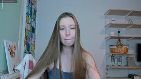 Snapshot of bam_bi chatting on 11.11.25 Kira online show from 11.11.25