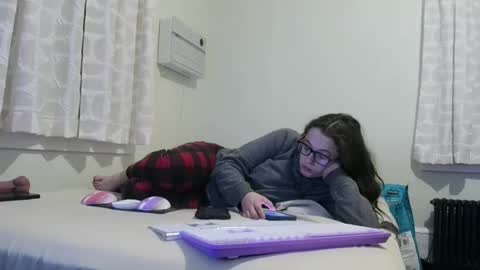 bambiboo8113 online show from 12.04.25