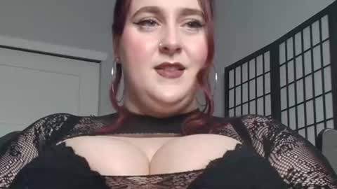 Snapshot of bambixxlynn chatting on 06.18.26 bambixxlynn online show from 06.18.26