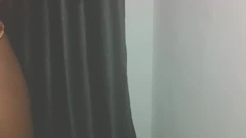 Snapshot of banging_body chatting on 09.30.25 banging_body online show from 09.30.25