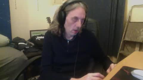 Snapshot of bangintoleather chatting on 11.11.25 bangintoleather online show from 11.11.25