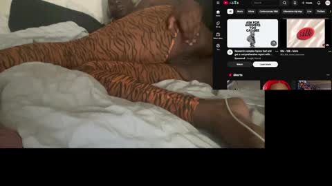 Snapshot of bankofchell chatting on 03.27.26 Chelly online show from 03.27.26