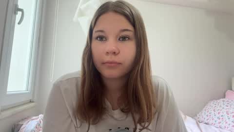 Snapshot of baosznejkowski chatting on 05.14.26 Sumi online show from 05.14.26