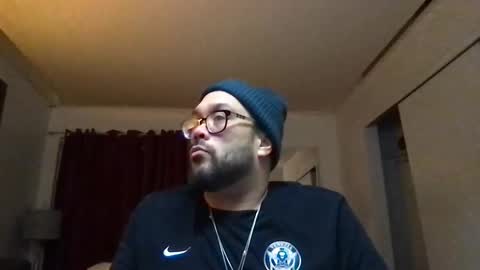 Snapshot of bape69 chatting on 01.04.25 ForskinPapi online show from 01.04.25