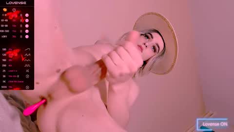 Snapshot of barbara_6_6_6 chatting on 02.18.25 Barbara Blossom online show from 02.18.25