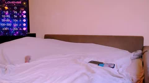 Snapshot of barbara_6_6_6 chatting on 10.10.25 Barbara Blossom online show from 10.10.25