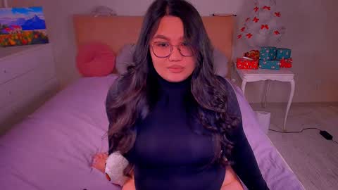 Barbie Kim online show from 01.16.25