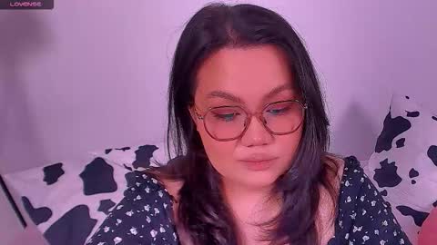 Barbie Kim online show from 10.15.25