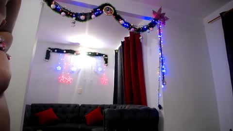 Snapshot of barbaraferrer69 chatting on 12.10.24 BARBARA FERRER online show from 12.10.24