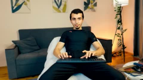 Snapshot of barbarboss chatting on 11.30.25 John online show from 11.30.25