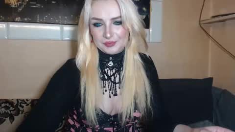 Victoria online show from 04.05.26