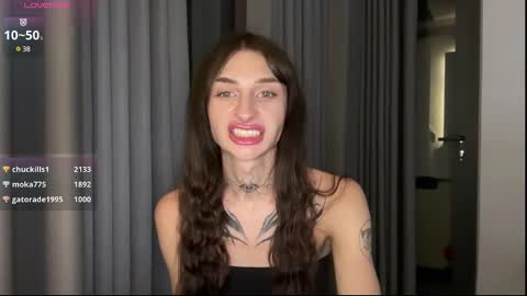 Snapshot of barbie_bi chatting on 12.02.24 My name is Molly. Please say hello I like talking to you. If you have any wishes or obscene desires please use the tip menu online show from 12.02.24