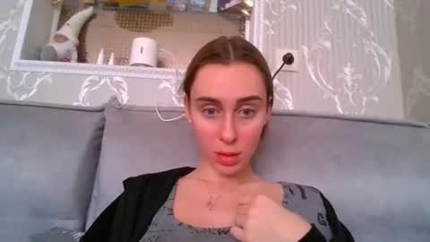 Snapshot of barbie_giirls_ chatting on 03.06.25 Kate online show from 03.06.25