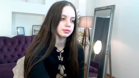 Scarlett online show from 04.19.26