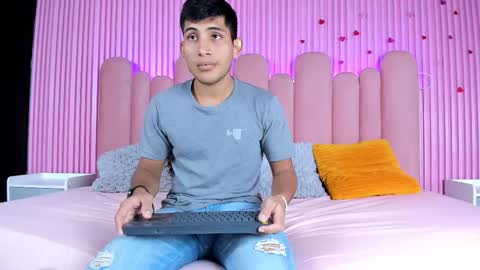 Snapshot of barbieandandru chatting on 10.18.25 barbieandandru online show from 10.18.25