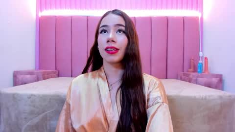 Snapshot of barbiegirl___ chatting on 01.14.26 barbiegirl___ online show from 01.14.26