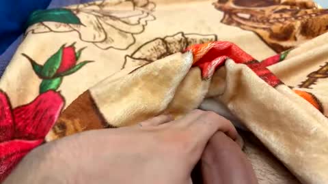 Herdream33 online show from 12.15.25