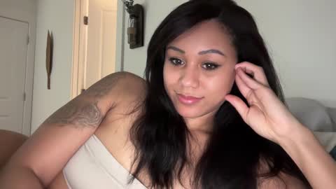 chicka online show from 02.08.25